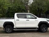 Toyota Hilux 2022 года за 20 200 000 тг. в Актобе – фото 5