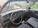 Volkswagen Vento 1992 года за 200 000 тг. в Алматы – фото 2