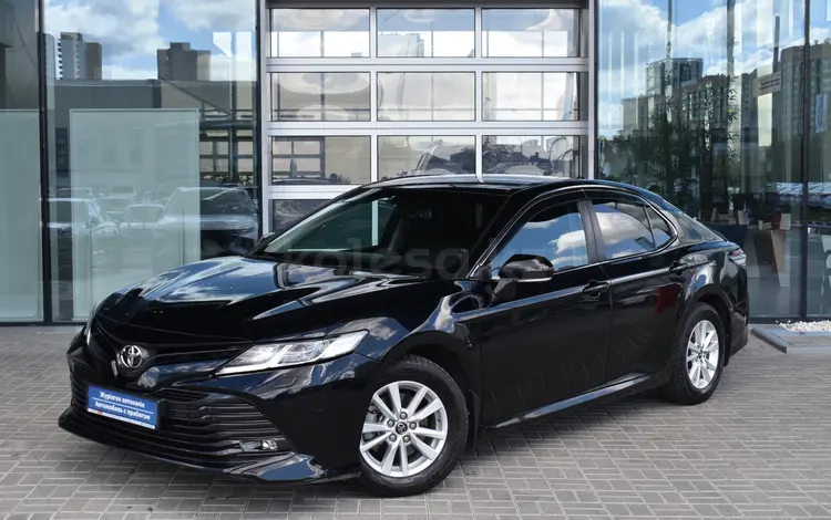 Toyota Camry 2018 годаfor12 190 000 тг. в Астана