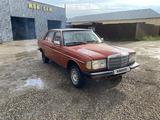 Mercedes-Benz E 200 1986 годаүшін1 500 000 тг. в Семей