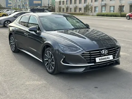 Hyundai Sonata 2023 года за 14 500 000 тг. в Алматы – фото 2