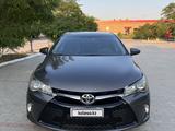 Toyota Camry 2016 года за 6 800 000 тг. в Актау