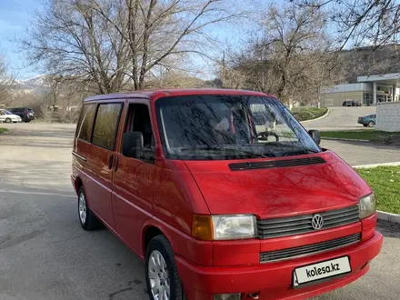 Volkswagen Multivan 1994 года за 3 800 000 тг. в Алматы