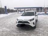 Toyota RAV4 2022 года за 17 000 000 тг. в Астана – фото 4