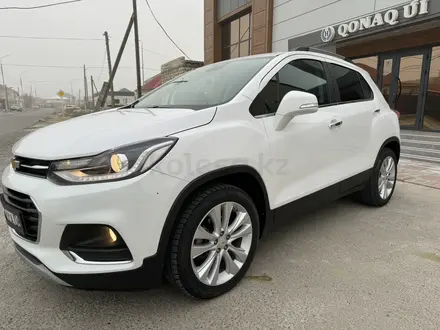 Chevrolet Tracker 2020 года за 6 900 000 тг. в Атырау – фото 5