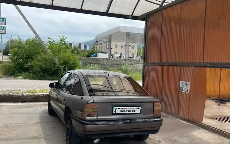Opel Vectra 1990 годаүшін300 000 тг. в Алматы