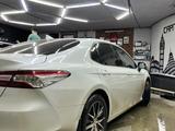 Toyota Camry 2021 года за 17 500 000 тг. в Астана