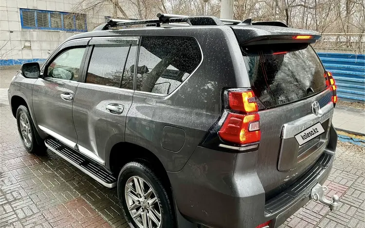 Toyota Land Cruiser Prado 2017 года за 19 900 000 тг. в Усть-Каменогорск