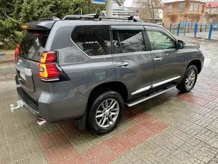 Toyota Land Cruiser Prado 2017 года за 19 900 000 тг. в Усть-Каменогорск – фото 4