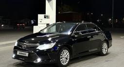 Toyota Camry 2015 года за 10 000 000 тг. в Усть-Каменогорск
