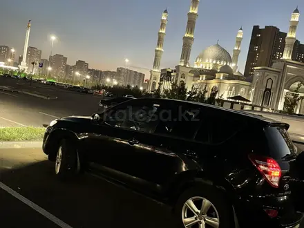 Toyota RAV4 2011 года за 6 500 000 тг. в Астана – фото 3