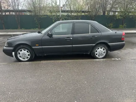 Mercedes-Benz C 180 1993 года за 1 200 000 тг. в Алматы – фото 3