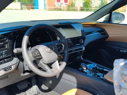 Lexus RX 350 Luxury 2025 года за 41 121 000 тг. в Актобе – фото 2