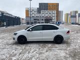 Volkswagen Polo 2015 годаfor4 750 000 тг. в Караганда – фото 2