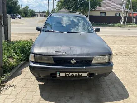 Nissan Sunny 1994 года за 950 000 тг. в Актобе – фото 3