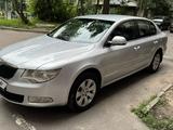 Skoda Superb 2012 года за 4 800 000 тг. в Алматы – фото 3