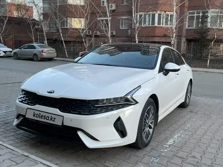 Kia K5 2022 года за 12 500 000 тг. в Астана – фото 2