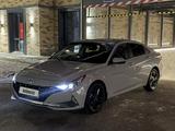 Hyundai Elantra 2021 годаfor9 200 000 тг. в Алматы