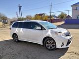 Toyota Sienna 2017 года за 13 999 999 тг. в Атырау