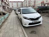 Toyota Sienna 2014 года за 13 000 000 тг. в Уральск