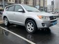 Toyota RAV4 2010 годаүшін8 200 000 тг. в Астана – фото 11