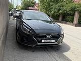 Hyundai Sonata 2017 года за 9 000 000 тг. в Шымкент