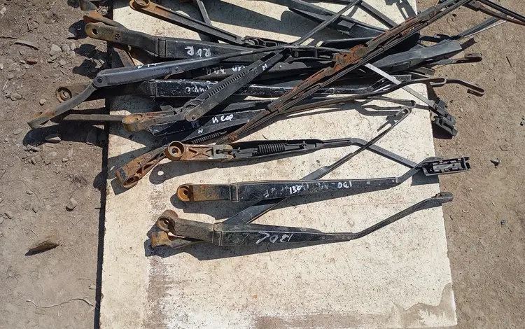 Щеткодержатели за 5 000 тг. в Алматы