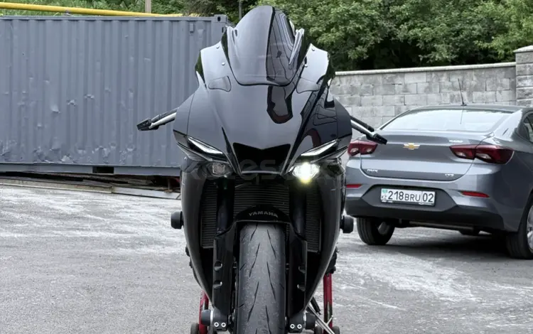 Yamaha  YZF-R1 2022 года за 12 500 000 тг. в Алматы