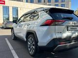 Toyota RAV4 2020 годаүшін17 000 000 тг. в Астана – фото 3