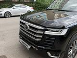 Toyota Land Cruiser 2023 года за 55 500 000 тг. в Астана