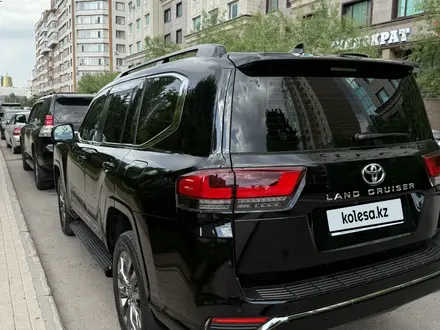 Toyota Land Cruiser 2023 года за 55 500 000 тг. в Астана – фото 5