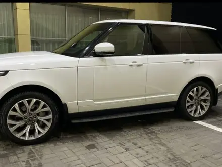 Land Rover Range Rover 2018 года за 45 000 000 тг. в Алматы