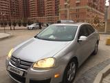 Volkswagen Jetta 2008 года за 4 450 000 тг. в Атырау – фото 2