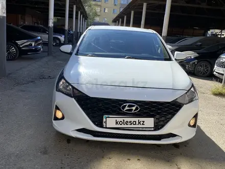 Hyundai Accent 2021 года за 8 000 000 тг. в Астана