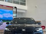 Toyota Camry Luxe eCVT 2026 года за 24 190 000 тг. в Астана – фото 2