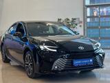 Toyota Camry Luxe eCVT 2026 года за 24 190 000 тг. в Астана – фото 3