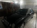 Mercedes-Benz E 280 1998 года за 3 500 000 тг. в Жанаозен – фото 2
