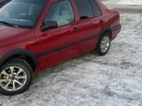 Volkswagen Vento 1992 годаfor1 000 000 тг. в Уральск – фото 3