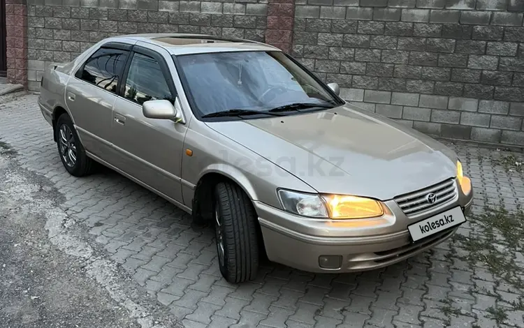 Toyota Camry 1998 года за 4 200 000 тг. в Алматы