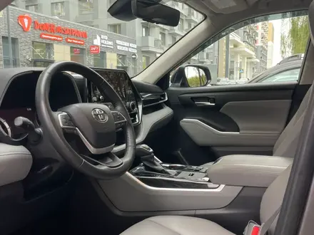 Toyota Highlander 2023 года за 24 300 000 тг. в Астана – фото 7