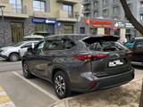 Toyota Highlander 2023 года за 27 500 000 тг. в Алматы