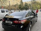 Toyota Camry 2020 года за 11 500 000 тг. в Алматы – фото 3