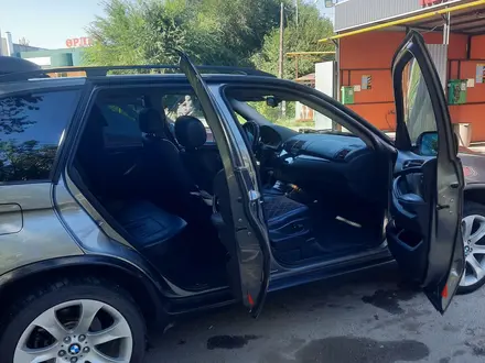 BMW X5 2004 года за 8 200 000 тг. в Отеген-Батыр – фото 9