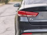 Kia K5 2016 года за 8 550 000 тг. в Алматы – фото 5