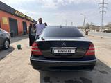 Mercedes-Benz E 320 2004 года за 6 000 000 тг. в Актау – фото 4