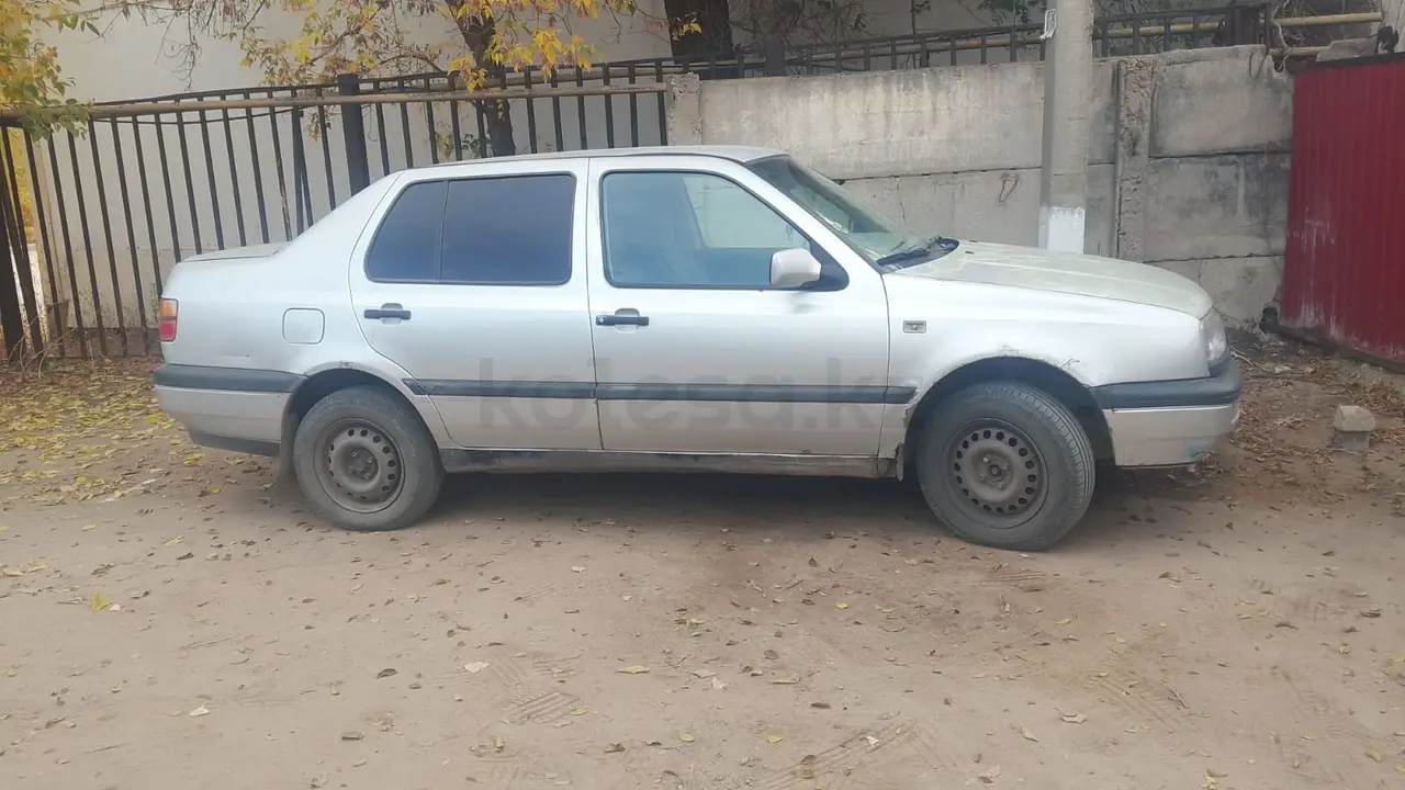 Volkswagen Vento, 1996