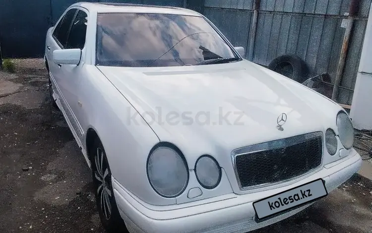 Mercedes-Benz E 320 1996 года за 3 000 000 тг. в Алматы