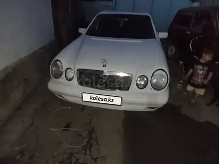 Mercedes-Benz E 320 1996 года за 3 000 000 тг. в Алматы – фото 46
