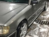 Mercedes-Benz E 220 1994 года за 1 659 421 тг. в Алматы