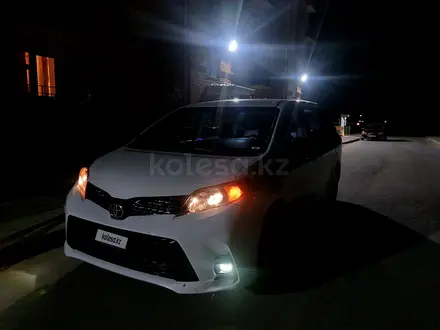 Toyota Sienna 2016 года за 10 500 000 тг. в Кызылорда – фото 17